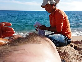 RK у дома: Wet And Wild порно на български език Staycation